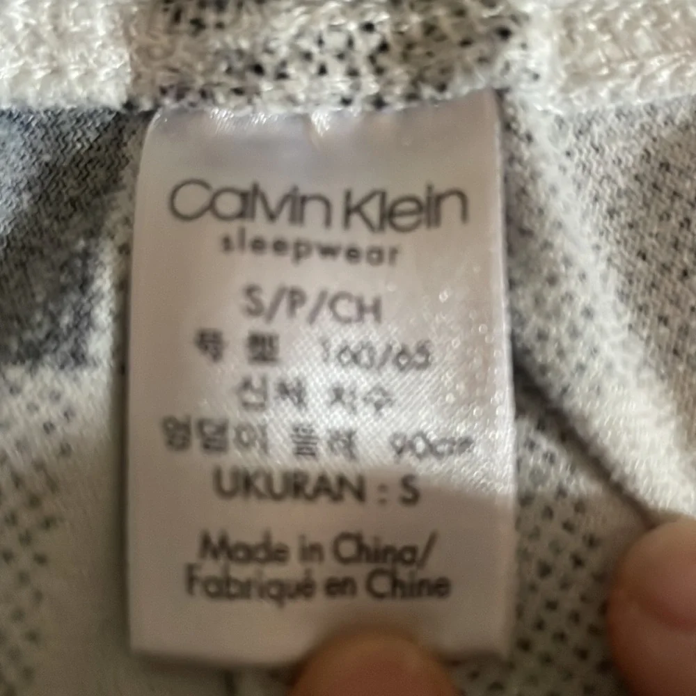 Pajama pants. Calvin Klein - Picture 3 of 3